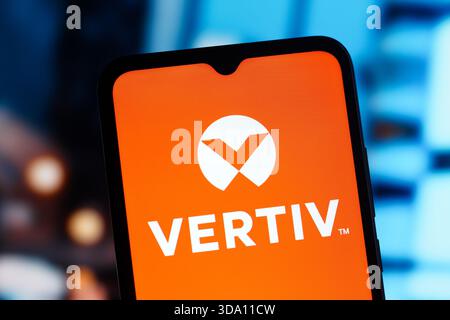 Kanada. Dezember 2025. In dieser Abbildung wird das Vertiv-Logo auf einem Smartphone-Bildschirm angezeigt. (Foto von Thomas Fuller/SOPA Images/SIPA USA) *** ausschließlich für redaktionelle Nachrichten *** Credit: SIPA USA/Alamy Live News Stockfoto