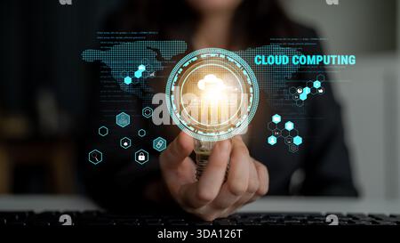 Globale Cloud-Computing-Plattform, die Services für die Softwareentwicklung bereitstellt. Ein weltweites Netzwerk für Datenspeicherung, Sicherheit und Anwendungs-Hosting Stockfoto