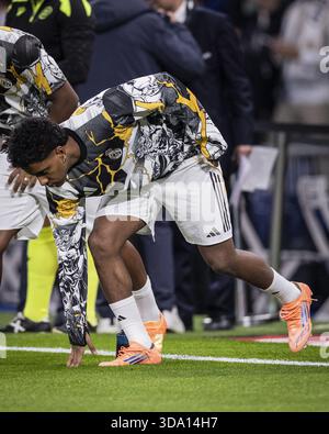 Madrid, Spanien. Dezember 2025. MADRID, SPANIEN - 7. DEZEMBER: Rodrigo von Real Madrid während des Spiels zwischen Real Madrid und Celta Vigo, gültig für La Liga im Santiago Bernabeu Stadion in Madrid, heute 7. Dezember 2025. Foto: Ricardo Nogueira/Sports Press Foto: SPP Sport Press Photo. /Alamy Live News Stockfoto