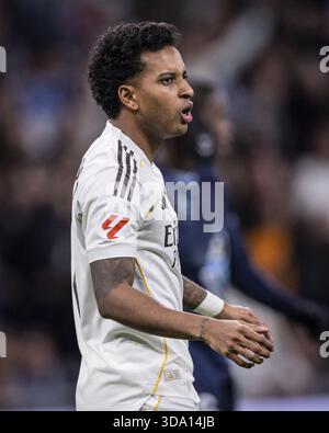 Madrid, Spanien. Dezember 2025. MADRID, SPANIEN - 7. DEZEMBER: Rodrigo von Real Madrid während des Spiels zwischen Real Madrid und Celta Vigo, gültig für La Liga im Santiago Bernabeu Stadion in Madrid, heute 7. Dezember 2025. Foto: Ricardo Nogueira/Sports Press Foto: SPP Sport Press Photo. /Alamy Live News Stockfoto