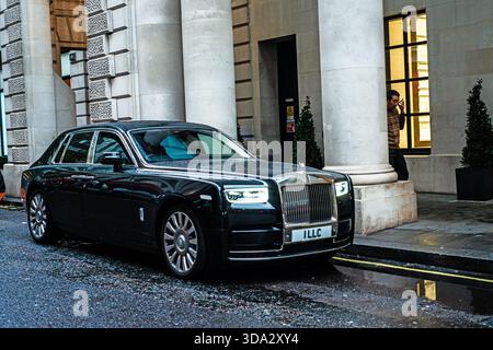Royce Phantom mit Nummernschild, Mayfair, London, England Stockfoto