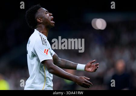 Madrid, Spanien. Dezember 2025. Während des La Liga EA Sports Matches zwischen Real Madrid CF und RC Celta spielte am 7. Dezember 2025 im Santiago Bernabeu Stadion in Madrid. (Foto: Cesar Cebolla/PRESSIN) Credit: PRESSINPHOTO SPORTS AGENCY/Alamy Live News Stockfoto