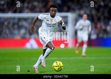Madrid, Spanien. Dezember 2025. Während des La Liga EA Sports Matches zwischen Real Madrid CF und RC Celta spielte am 7. Dezember 2025 im Santiago Bernabeu Stadion in Madrid. (Foto: Cesar Cebolla/PRESSIN) Credit: PRESSINPHOTO SPORTS AGENCY/Alamy Live News Stockfoto