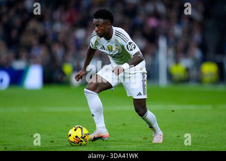Madrid, Spanien. Dezember 2025. Während des La Liga EA Sports Matches zwischen Real Madrid CF und RC Celta spielte am 7. Dezember 2025 im Santiago Bernabeu Stadion in Madrid. (Foto: Cesar Cebolla/PRESSIN) Credit: PRESSINPHOTO SPORTS AGENCY/Alamy Live News Stockfoto