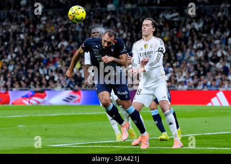 Madrid, Spanien. Dezember 2025. Während des La Liga EA Sports Matches zwischen Real Madrid CF und RC Celta spielte am 7. Dezember 2025 im Santiago Bernabeu Stadion in Madrid. (Foto: Cesar Cebolla/PRESSIN) Credit: PRESSINPHOTO SPORTS AGENCY/Alamy Live News Stockfoto