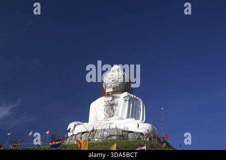 Der sitzende Big Buddha in Unterwerfung Mara, Phuket, Thailand Stockfoto