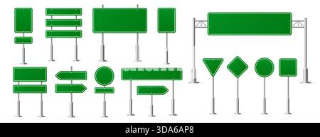 Grüne Straßenschilder, Wegbeschilderung mit Metallständern und Pfosten. 3D-Vektor leere Verkehrsschilder für Straßen, Autobahnen oder Stadtnavigation, Verkehrskarten, Reise-Infografiken, Fahrschule Stock Vektor