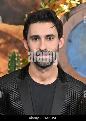 Los Angeles, USA. Dezember 2025. Rafi Silver kommt bei Amazon Prime Video’s Premiere „Fallout'“ Staffel 2, die am 8. Dezember 2025 im Academy Museum of Motion Pictures in Los Angeles stattfand. © Starbuck/AFF-USA.COM Credit: AFF/Alamy Live News Stockfoto