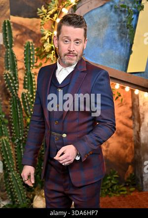 Los Angeles, USA. Dezember 2025. Macaulay Culkin kommt bei Amazon Prime Video’s Premiere „Fallout“ Staffel 2, die am 8. Dezember 2025 im Academy Museum of Motion Pictures in Los Angeles stattfand. © Starbuck/AFF-USA.COM Credit: AFF/Alamy Live News Stockfoto