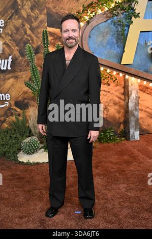 Los Angeles, USA. Dezember 2025. Jon Daly kommt zu Amazon Prime Video's Premiere „Fallout'“ Staffel 2, die am 8. Dezember 2025 im Academy Museum of Motion Pictures in Los Angeles, Kalifornien, stattfand. © Starbuck/AFF-USA.COM Credit: AFF/Alamy Live News Stockfoto