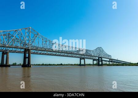 Crescent City Connection Bridge und der Mississippi River, New Orleans, Louisiana Stockfoto