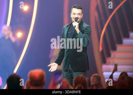 Die Giovanni Zarrella Show - Wir sagen Dankeschön Moderator Giovanni Zarrella. Die Giovanni Zarrella Show. ZDF-Live Sendung vom 22.11.2025 in der Baden-Arena Offenburg unter dem Motto Wir sagen Dankeschön. Offenburg, Baden-Württemberg, Deutschland. *** Die Giovanni Zarrella Show Wir sagen Dankeschön Moderator Giovanni Zarrella Show ZDF Live-Übertragung vom 22 11 2025 in der Baden Arena Offenburg unter dem Motto Wir sagen Dankeschön Offenburg, Baden Württemberg, Deutschland Stockfoto