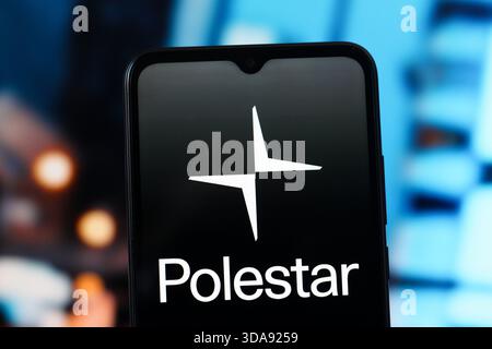 Kanada. Dezember 2025. In dieser Fotoabbildung wird das Polestar Automotive Logo auf einem Smartphone-Bildschirm angezeigt. (Credit Image: © Thomas Fuller/SOPA Images via ZUMA Press Wire) NUR REDAKTIONELLE VERWENDUNG! Nicht für kommerzielle ZWECKE! Stockfoto