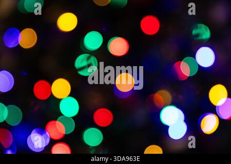 Helle, farbenfrohe und unscharfe Lichter. Stockfoto