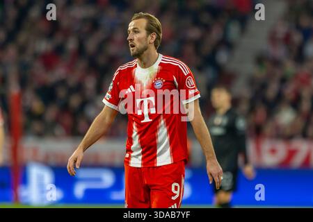 Dortmund, Deutschland 09. Dezember 2025: Champions League - 2025/2026 - FC Bayern München gegen Sporting Lissabon im Bild: Harry Kane (FCB) Stockfoto