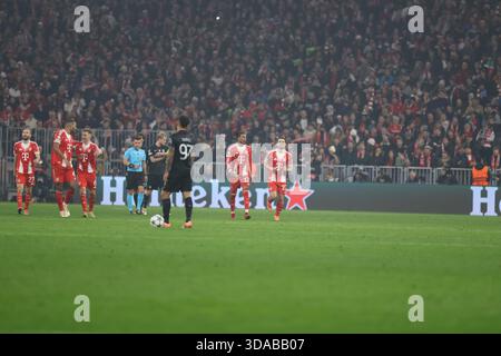 Dortmund, Deutschland 09. Dezember 2025: Champions League - 2025/2026 - FC Bayern München gegen Sporting Lissabon im Bild: Stockfoto