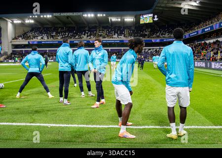 Brüssel, Belgien Dezember 2025. Marseille-Spieler während des MD6-Spiels der UEFA Champions League 2025/26 League zwischen Union SG und Olympique Marseille im RSC Anderlecht Stadium in Brüssel, Belgien am 9. Dezember 2025 (Foto: Andrew SURMA/ Credit: SIPA USA/Alamy Live News Stockfoto