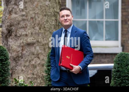London, Großbritannien. Dezember 2025. Gesundheitsminister Wes Streeting in der Downing Street gesehen. Autor: Thomas Krych/Alamy Live News Stockfoto