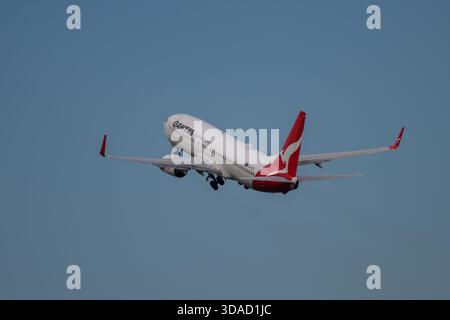 Qantas Airlines Boeing B737 startet Stockfoto