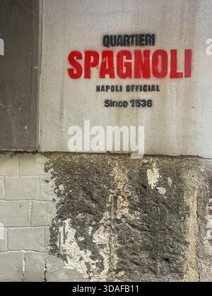 Neapel, Italien - 17. Juli 2024: Stadtzeichen Spagnoli, Stockfoto