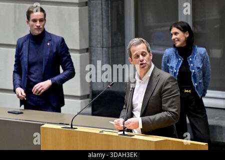 Brüssel, Belgien Dezember 2025. CD&V Robrecht Bothuyne, abgebildet auf einer Plenartagung des flämischen Parlaments in Brüssel am Mittwoch, 10. Dezember 2025. BELGA FOTO DIRK WAEM Credit: Belga News Agency/Alamy Live News Stockfoto