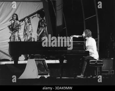 Aufnahme: 06.12.1975 Cat Stevens bei einem Konzert im Zirkus Krone in München. [Automatisierte Übersetzung] Stockfoto