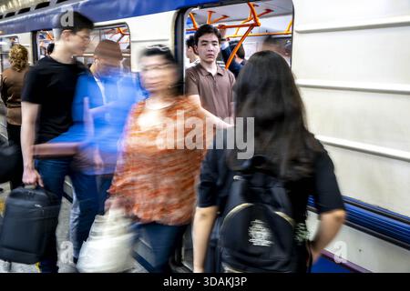 Taschkent U-Bahn-Nahverkehr, Taschkent, Usbekistan Stockfoto