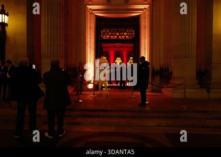 LONDON, Vereinigtes Königreich, 11. Dezember 2025. Die Metropolitan Police gab bekannt, dass die Freimaurerei nun eine deklarationspflichtige Vereinigung ist. Alle Offiziere und Mitarbeiter müssen jede Mitgliedschaft in der Freimaurerei offenlegen. Im Bild: United Grand Lodge of England. Quelle: Ian Bozic, Alamy Live News. Stockfoto