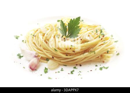 Essen, Spaghetti Olio und Aglio auf Einem weißen Teller Stockfoto
