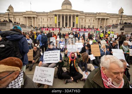 Protest gegen das Verbot der Palästinensischen Aktion, Trafalgar Square, 13. Oktober 2025 Stockfoto