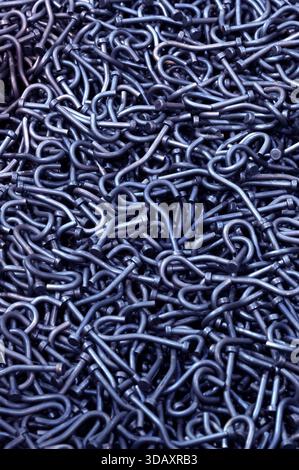 Haufen von Metallteilen Detail, USA Stockfoto