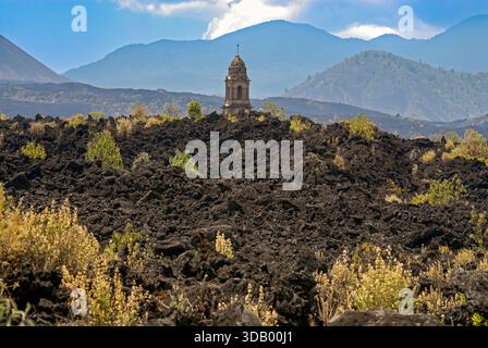 Antike Kirche San Juan Parangaricutiro, Michoacán, Mexiko Stockfoto
