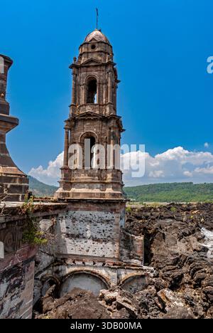 Antike Kirche San Juan Parangaricutiro, Michoacán, Mexiko Stockfoto