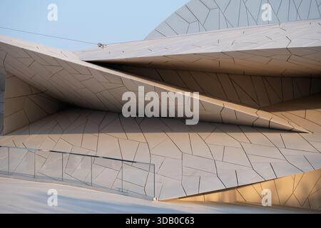 Doha, Katar - 10. Dezember 2025: Das Nationalmuseum von Katar Stockfoto
