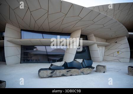 Doha, Katar - 10. Dezember 2025: Das Nationalmuseum von Katar Stockfoto