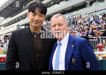 14.12.2025, Hong Kong, Hongkong, CHN - Porträt des koreanischen Sängers Rain Left und Winfried Engelbrecht-Bresges, CEO des Hong Kong Jockey Club. SHA Tin Rennbahn. Engelbrecht-Bresges, Saenger, Rain, Portrait, Portrait 251214D514HONGKONG.JPG *** 14 12 2025, Hong Kong, Hongkong, CHN Portrait des koreanischen Sängers Rain Left und Winfried Engelbrecht Bresges, CEO des Hong Kong Jockey Club Sha Tin Rennbahn Engelbrecht Bresges, Saenger, Rain, Portrait, Portraet 251214D514HONGKONG JPG Stockfoto