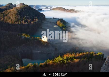 Schweiz, Zullwil, Zullwil SO, Solothurn, Gilgenberg, Gilgenberg Ruinen, Schwarzbubenland, Nunningen, Nunningen SO, Meltingen Stockfoto