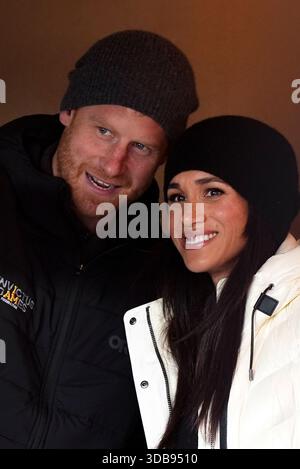 ÜBERPRÜFUNG DER PA FÜR DAS JAHR 2025. Dateifoto vom 25.10.02.2025: Der Duke und die Herzogin von Sussex nahmen an der Whistler Welcome Celebration bei den Invictus Games in Whistler, Kanada teil. Ausgabedatum: Montag, 15. Dezember 2025. Stockfoto