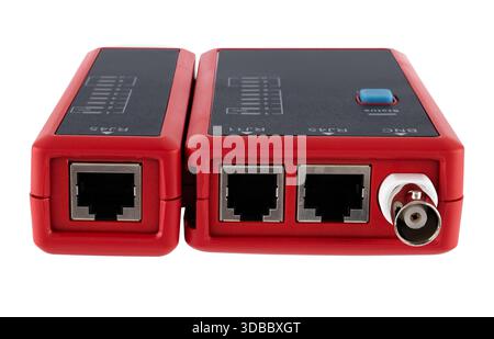 Kabeltester zum Prüfen von RJ45 Twisted Pair-, RJ11- und BNC-Koaxialkabeln mit Anzeigen. Auf weißem Hintergrund in der Isolierung. Stockfoto
