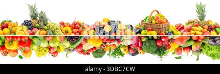 Sammlung von Obst, Gemüse und Beeren isoliert auf weißem Hintergrund. Stockfoto