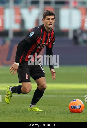 Mailand, Italien. Dezember 2025. Christian Pulisic vom AC Milan während des Spiels AC Milan gegen Sassuolo Serie A in Giuseppe Meazza, Mailand. Der Bildnachweis sollte lauten: Jonathan Moscrop/Sportimage Credit: Sportimage Ltd/Alamy Live News Stockfoto