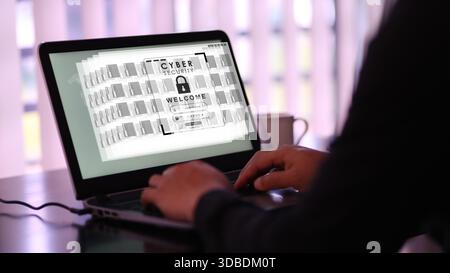 Login-Schnittstelle für Cybersicherheit auf Laptop mit digitalem Datenschutz-Konzept Stockfoto
