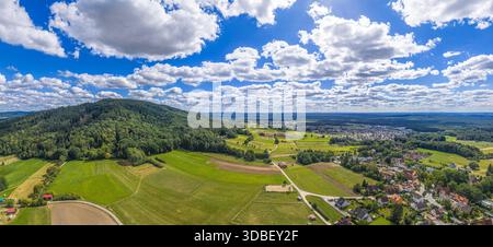Luftaufnahme der Region um Haimendorf, einem Bezirk von Roethenbach an der Pegnitz in Mittelfranken Stockfoto