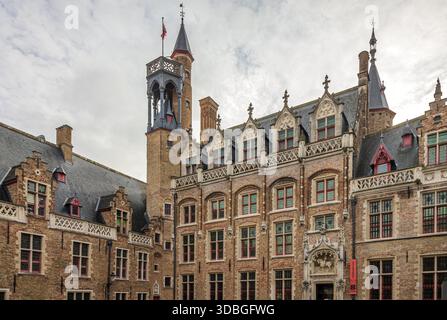 Das Gruuthusemuseum, ein Museum für angewandte Kunst im mittelalterlichen Gruuthuse in Brügge, Belgien. Stockfoto