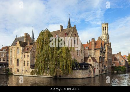 Blick vom Rozenhoedkaai (Rosenkranzquay), Brügge, Belgien Stockfoto