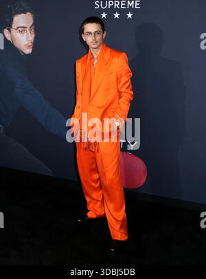 New York City, USA. Dezember 2025. Timothee Chalamet nahm an der „Marty Supreme“ New York Premiere teil, die am 16. Dezember 2025 am Regal Times Square in New York City stattfand © Steven Bergman/AFF-USA.COM Credit: AFF/Alamy Live News Stockfoto