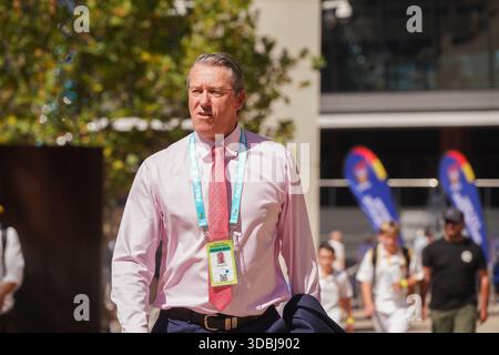 17. Dezember 2025 der ehemalige australische Cricketspieler Glenn McGrath am ersten Tag des Ashes Christmas Tests bei den Adelaide Oval Amer Ghazzal/Alamy Live News Stockfoto