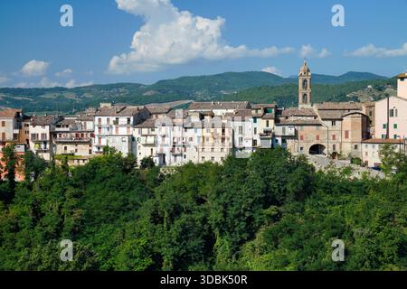 Stadtlandschaft, Sassocorvaro, Sassocorvaro Auditore, Pesaro und Urbino Stockfoto