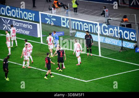 LEVERKUSEN, DEUTSCHLAND - 13. DEZEMBER 2025: - Bundesliga-Match Bayer 04 Leverkusen gegen 1.FC Köln in der BayArena. Stockfoto