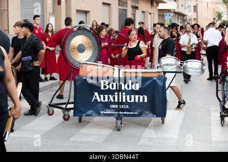 Entrada Cristiana, Moros y Cristianos, Musiker, Vorbereitung, Orihuela, Gemeinschaft Valencia, Provinz Alicante, Spanien, Stockfoto